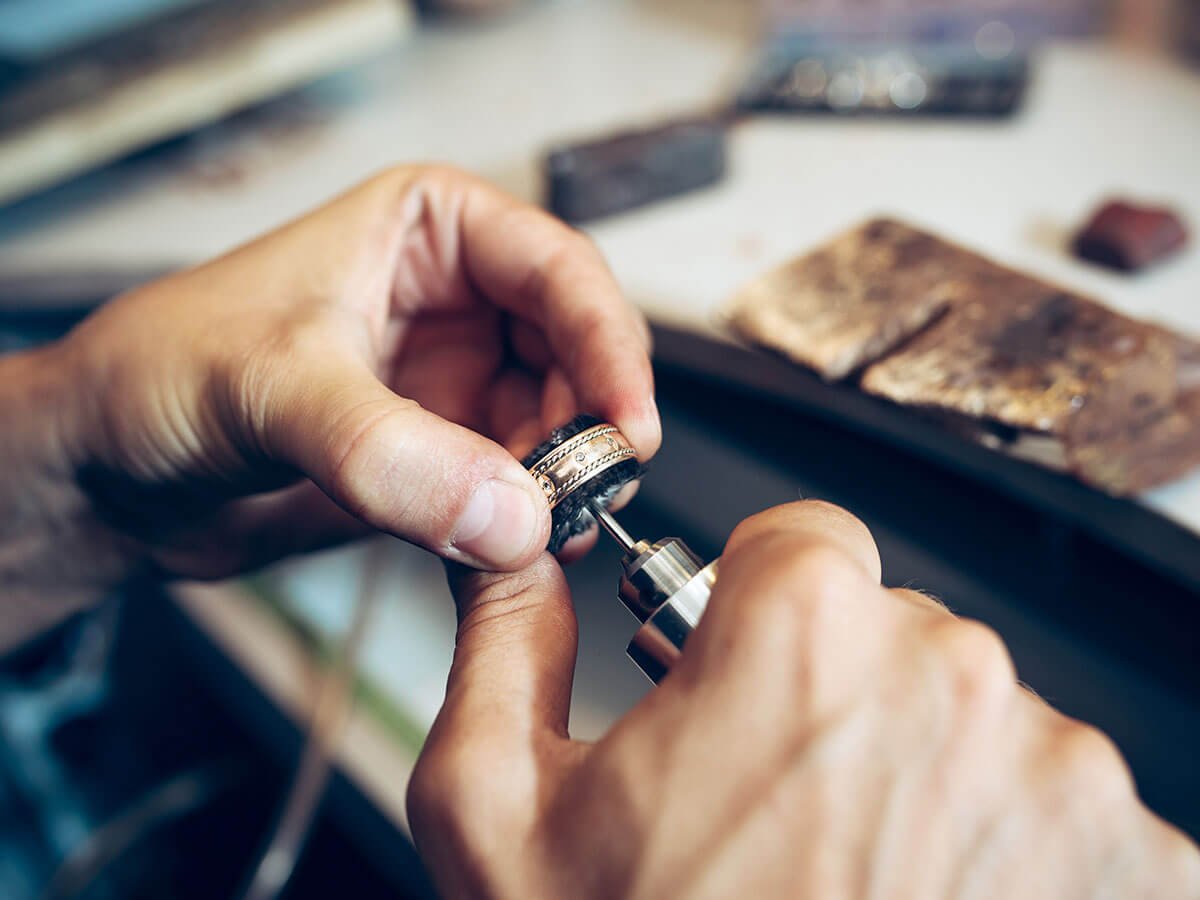 Conserto de Jóias na Loja Lua de Prata em Lisboa