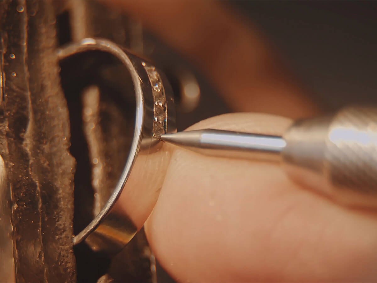 Serviços Gravação de Jóias na Ourivesaria Lua de Prata